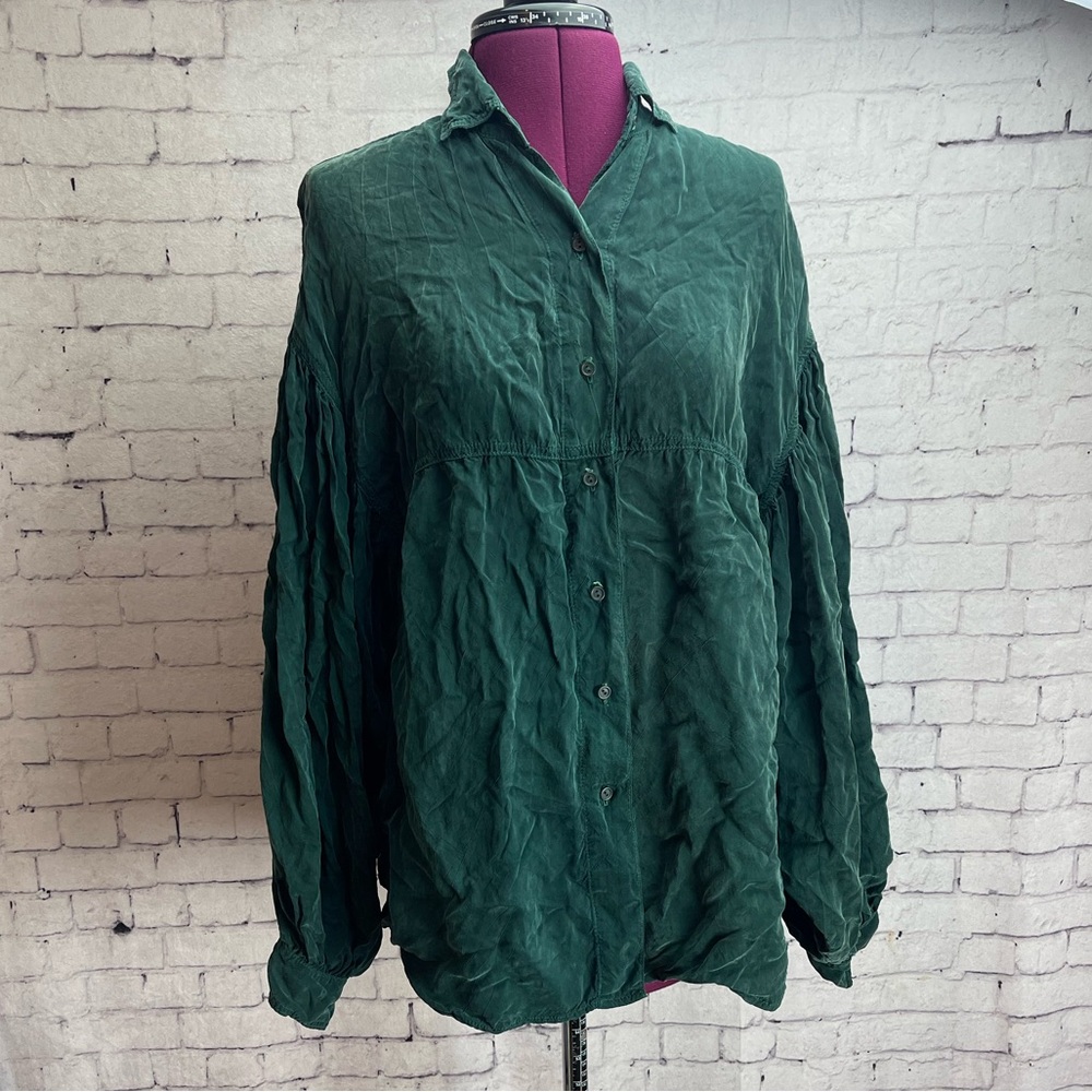 Tianello dark green button down blouse with large sleeves size medium